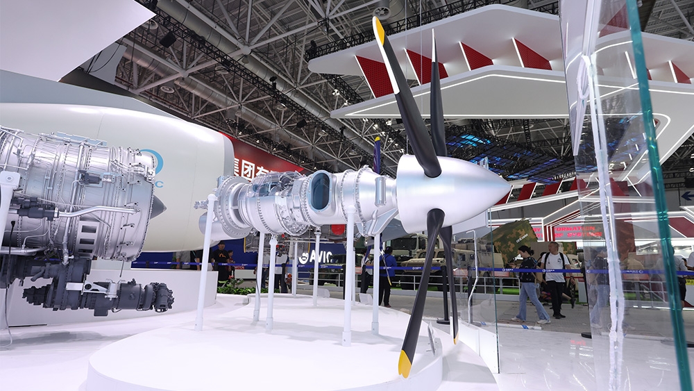 AEP100-B發(fā)動(dòng)機(jī)